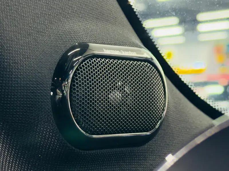 MINI 2023 2.0T COOPER S Artist 5-Door Edition — миниатюра 10