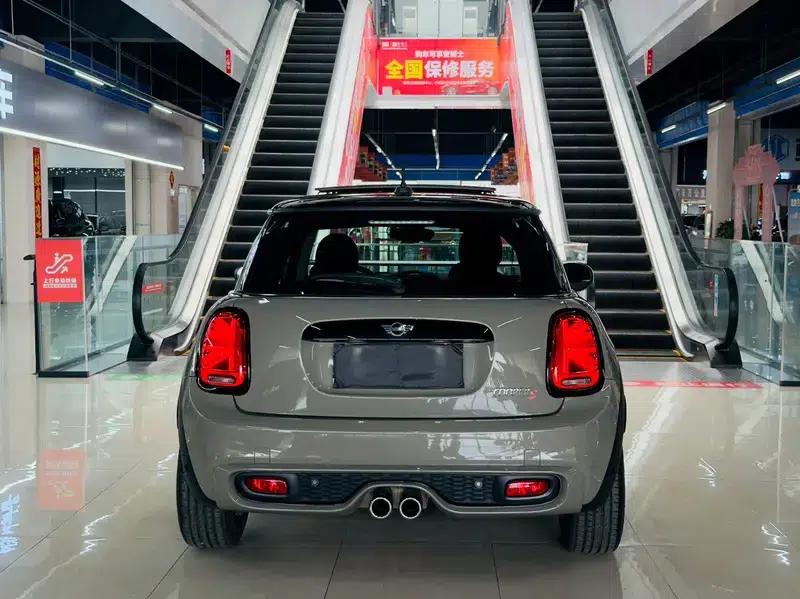 MINI 2019 2.0T COOPER S Artist — миниатюра 3