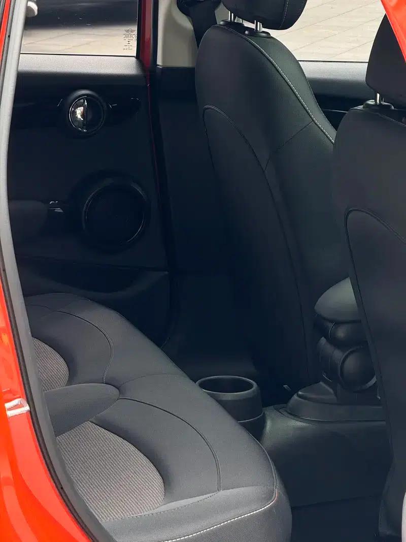2019 MINI 1.5T ONE PLUS 5-Door Version — миниатюра 14