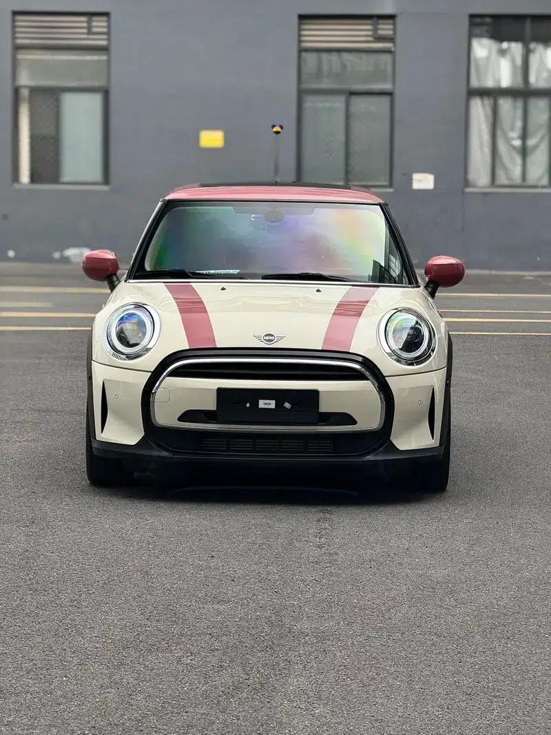 MINI 2022 1.5T COOPER Classic — миниатюра 2