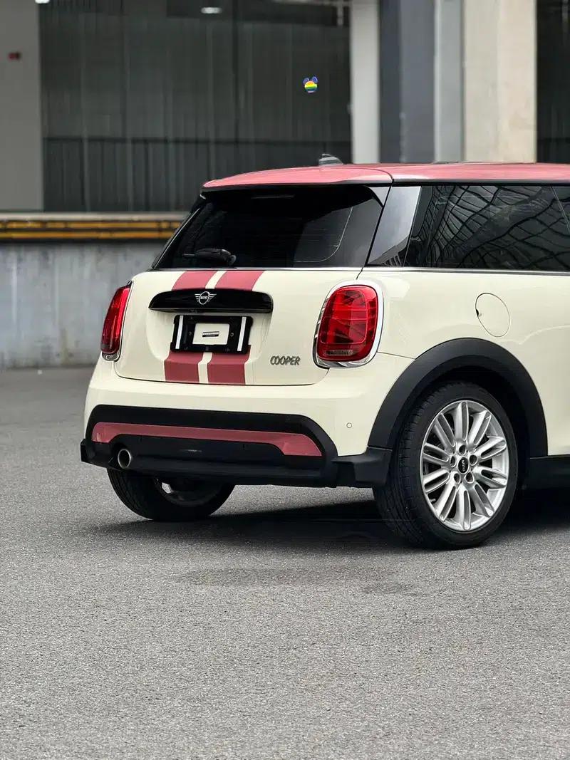 MINI 2022 1.5T COOPER Classic — миниатюра 6