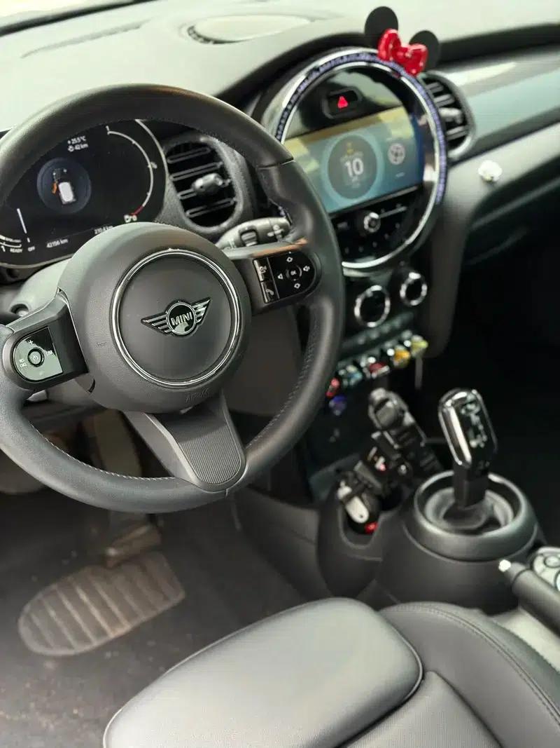 MINI 2022 1.5T COOPER Classic — миниатюра 9