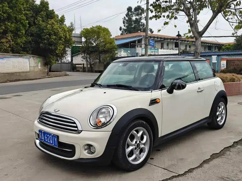 MINI 2012 1.6L COOPER Baker Street — миниатюра 1