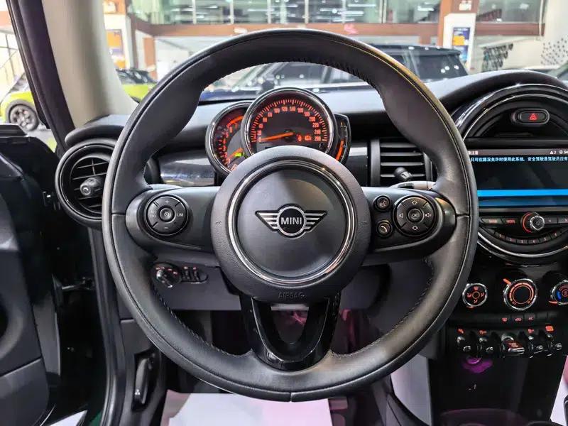 2018 MINI 1.5T COOPER Classic — миниатюра 15