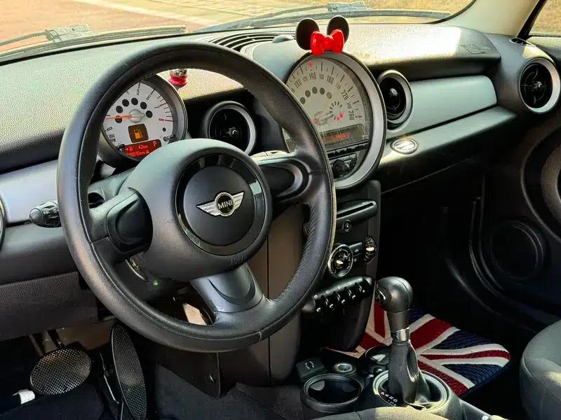MINI 2013 1.6L ONE Limited Edition - First Model — миниатюра 8