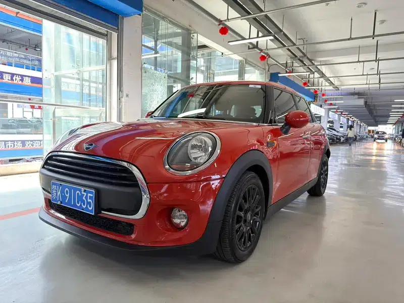 2018 MINI 1.5T ONE PLUS 5-Door — миниатюра 1