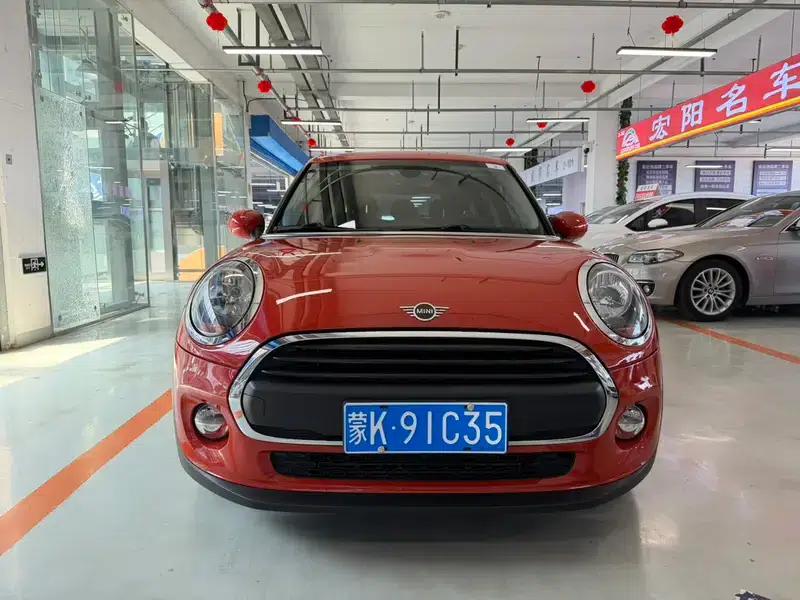 2018 MINI 1.5T ONE PLUS 5-Door — миниатюра 2