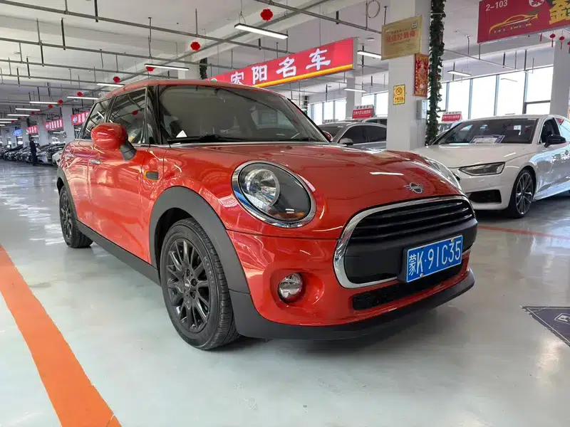 2018 MINI 1.5T ONE PLUS 5-Door — миниатюра 3