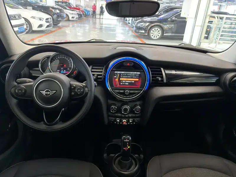 2018 MINI 1.5T ONE PLUS 5-Door — миниатюра 7