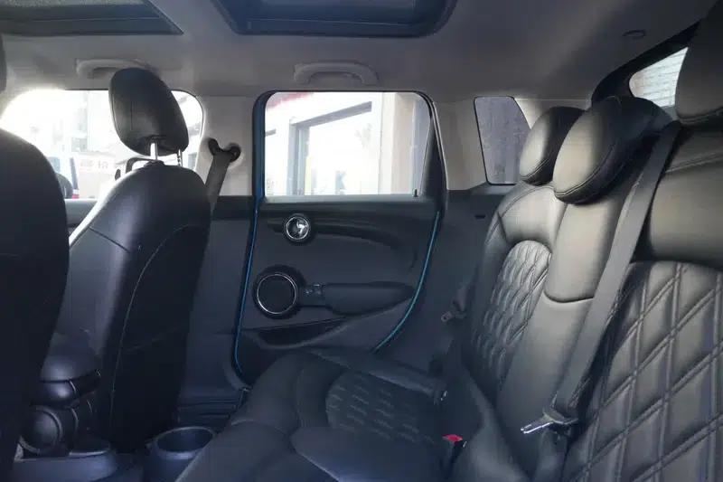 2018 MINI 1.5T ONE PLUS 5-Door — миниатюра 12