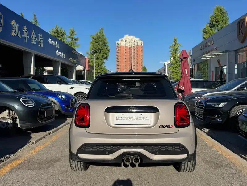 MINI 2022 2.0T COOPER S Artist — миниатюра 5