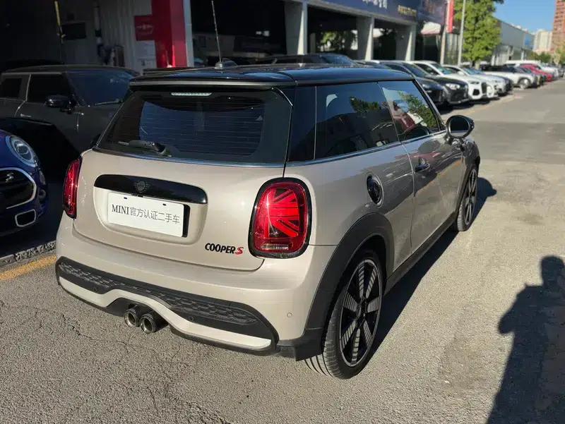 MINI 2022 2.0T COOPER S Artist — миниатюра 6