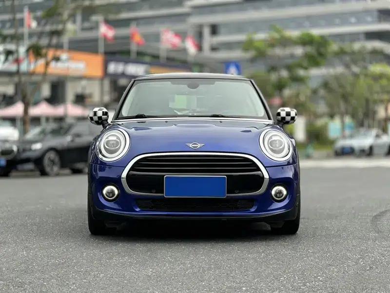2019 MINI 1.5T COOPER Classic — миниатюра 2