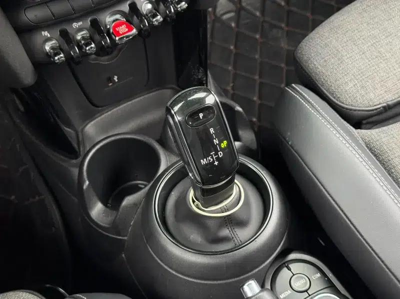 2019 MINI 1.5T COOPER Classic — миниатюра 29