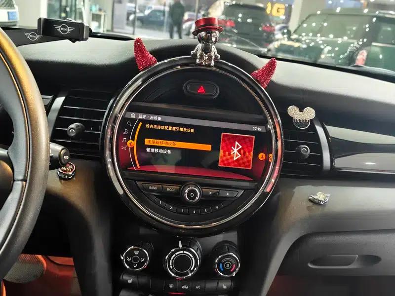 2019 MINI 1.5T COOPER Classic — миниатюра 11