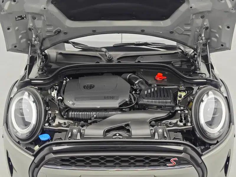 MINI 2023 2.0T COOPER S Artist — миниатюра 10
