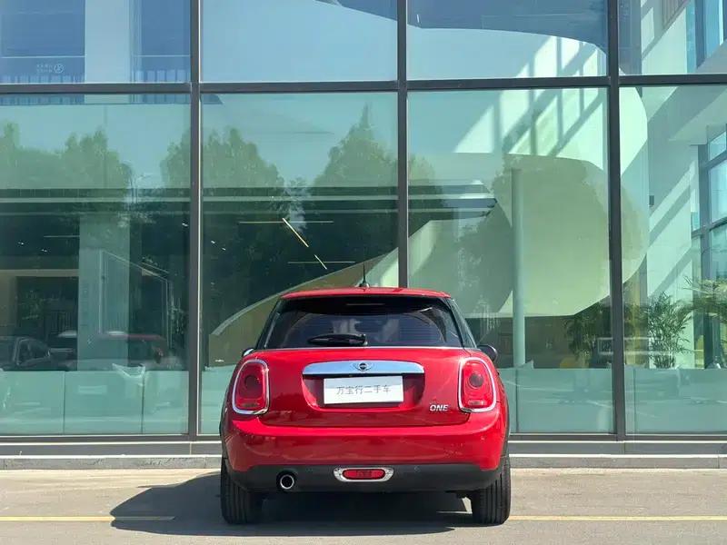 2016 MINI 1.2T ONE Avant-garde 5-Door Edition — миниатюра 4