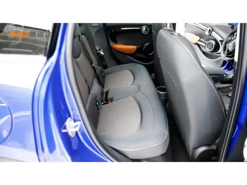 2019 MINI 1.5T ONE PLUS 5-Door Version — миниатюра 8
