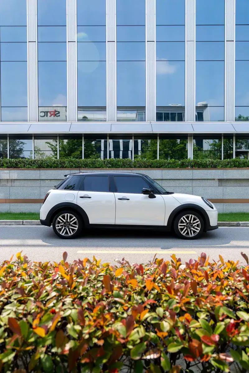 MINI 2025 1.5T COOPER 5-Door Classic — миниатюра 6