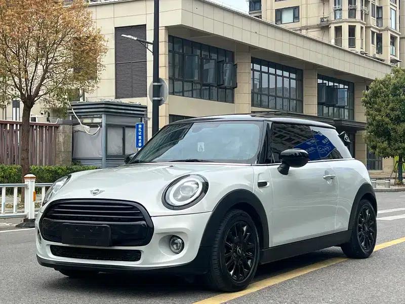 2019 MINI 1.5T COOPER Classic — миниатюра 1