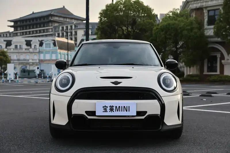 MINI 2022 Facelift 2.0T COOPER S Artist — миниатюра 2