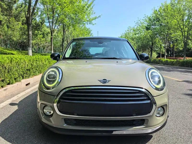 MINI 2019 1.5T COOPER Artist 5-Door Edition — миниатюра 2
