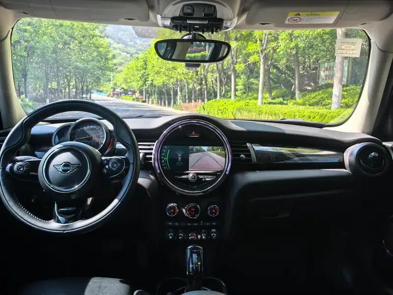 MINI 2019 1.5T COOPER Artist 5-Door Edition — миниатюра 11