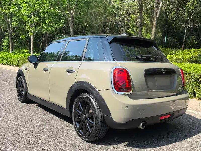 MINI 2019 1.5T COOPER Artist 5-Door Edition — миниатюра 5
