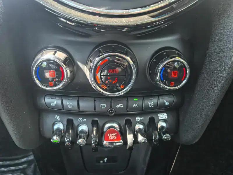 MINI 2019 1.5T COOPER Artist 5-Door Edition — миниатюра 8