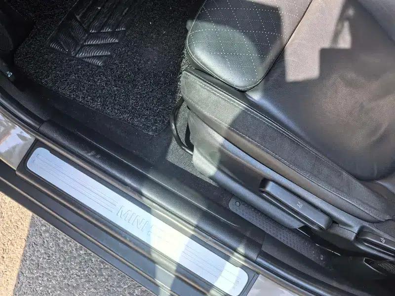 MINI 2019 1.5T COOPER Artist 5-Door Edition — миниатюра 9