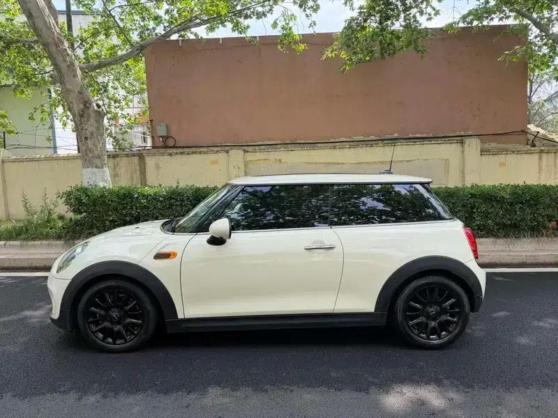 2018 MINI 1.5T ONE PLUS — миниатюра 4