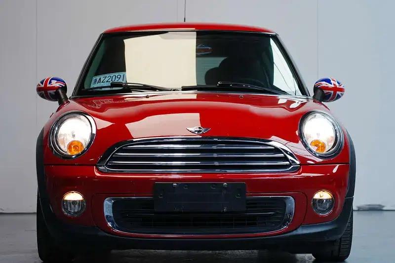 MINI 2013 1.6L ONE Limited Edition - First Model — миниатюра 2