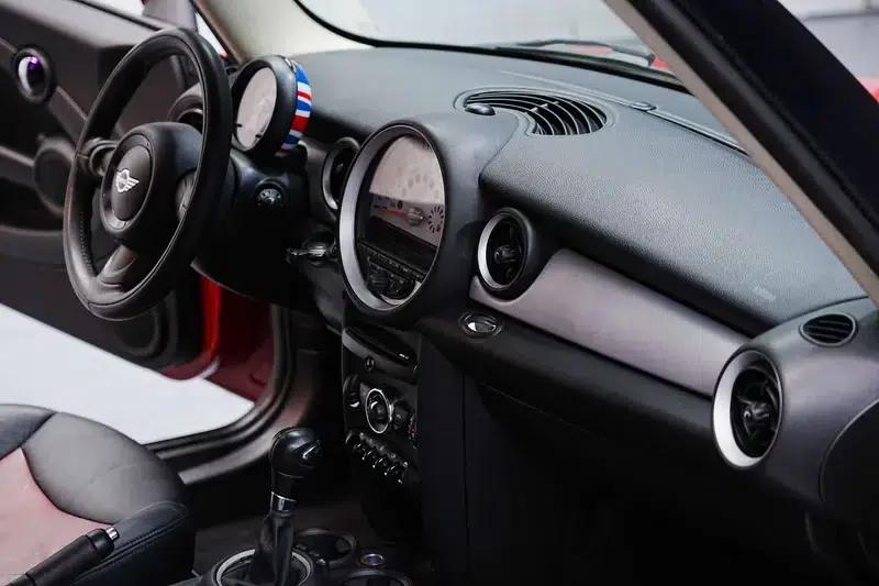 MINI 2013 1.6L ONE Limited Edition - First Model — миниатюра 16