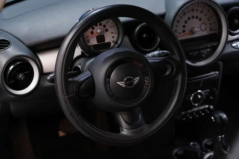 MINI 2013 1.6L ONE Limited Edition - First Model — миниатюра 17