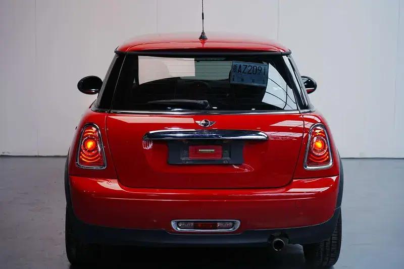 MINI 2013 1.6L ONE Limited Edition - First Model — миниатюра 3