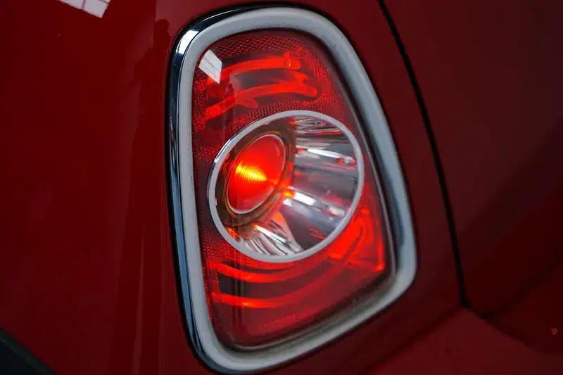 MINI 2013 1.6L ONE Limited Edition - First Model — миниатюра 8