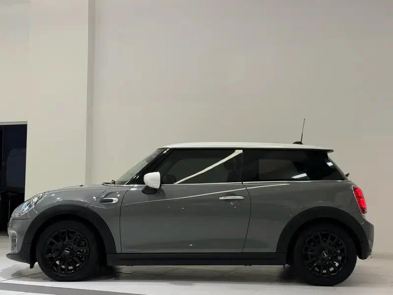 MINI 2021 1.5T COOPER Classic — миниатюра 4