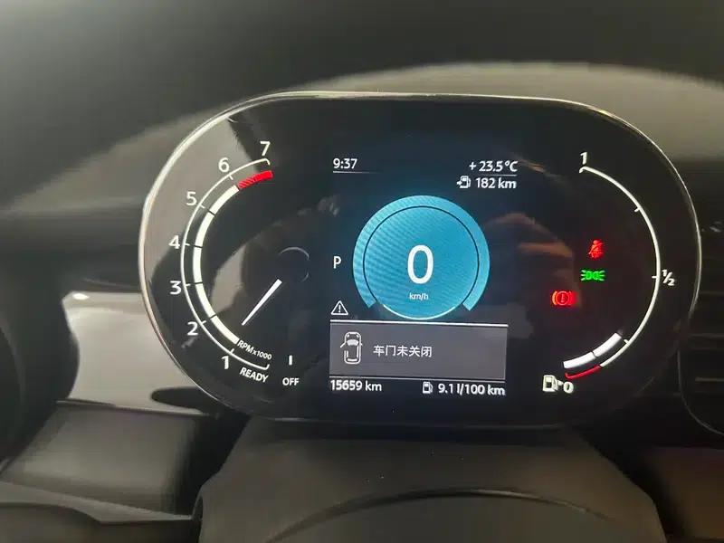 MINI 2022 1.5T COOPER Classic — миниатюра 7