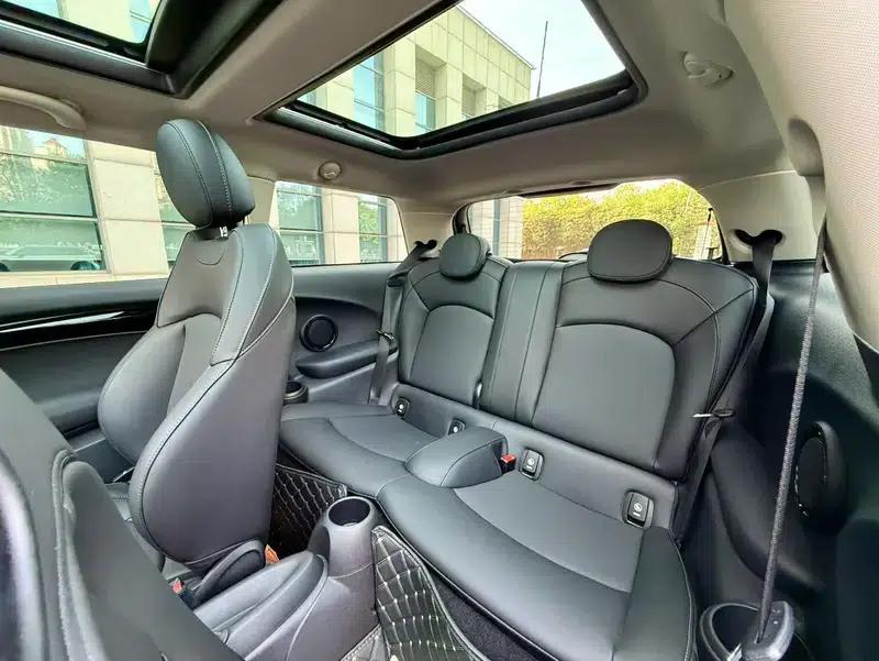 MINI 2022 1.5T COOPER Classic — миниатюра 10