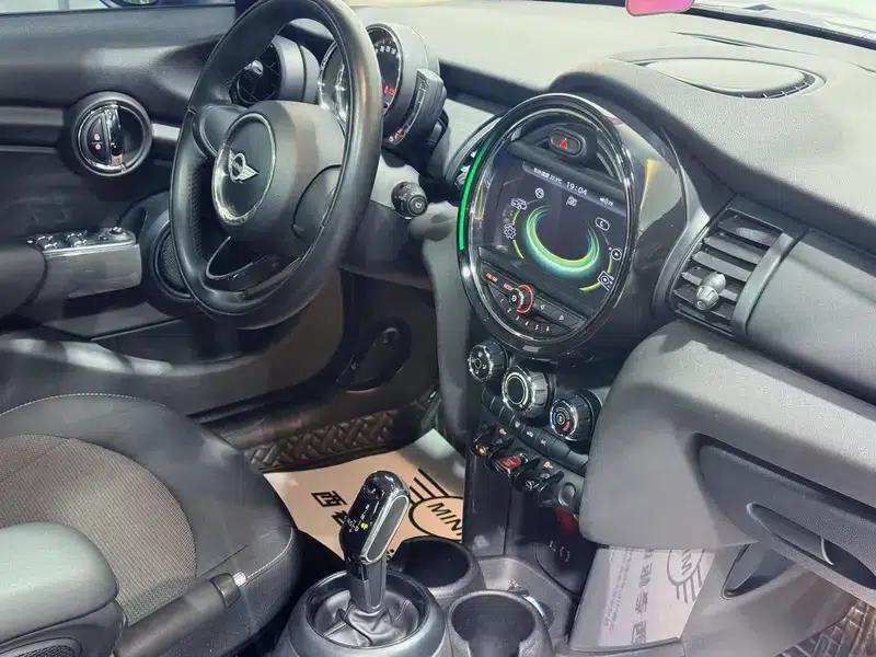 2018 MINI 1.5T ONE 5-Door Edition — миниатюра 8