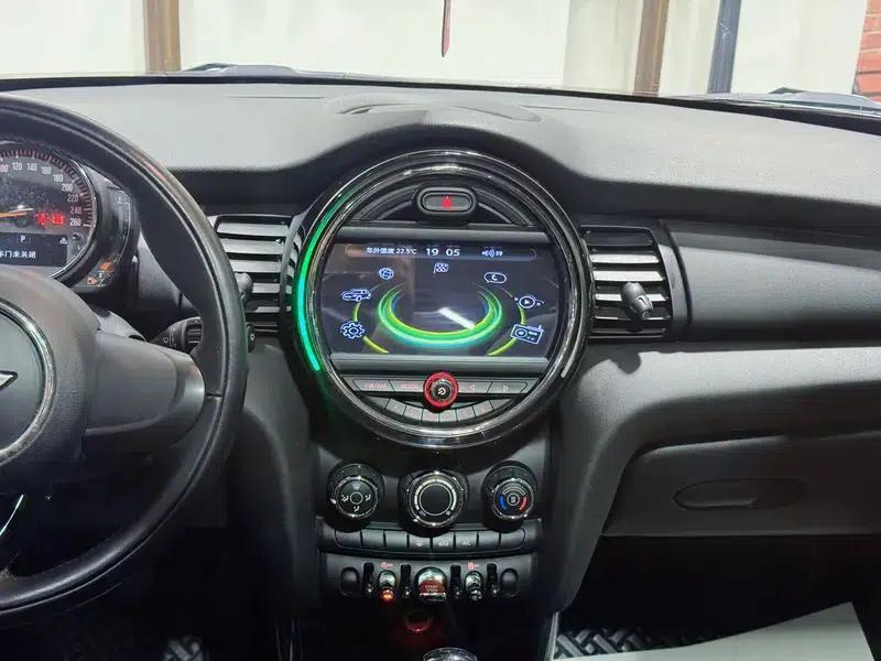 2018 MINI 1.5T ONE 5-Door Edition — миниатюра 9