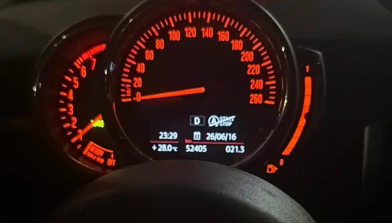 2020 MINI 1.5T ONE 5-Door Edition — миниатюра 8