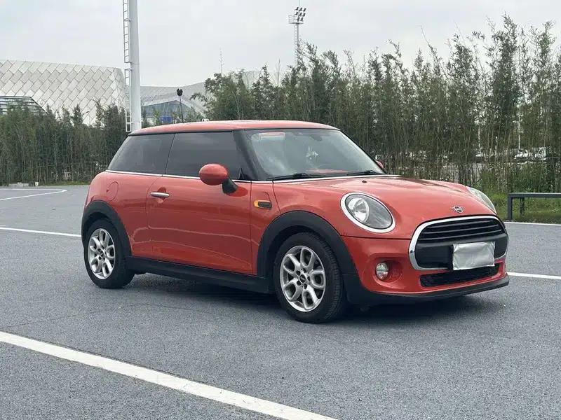2018 MINI 1.5T ONE PLUS — миниатюра 3