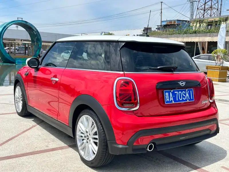 MINI 2022 Facelift 1.5T COOPER Classic — миниатюра 4