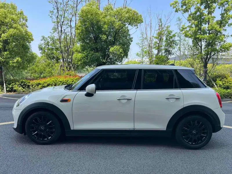 2019 MINI 1.5T ONE PLUS 5-Door Version — миниатюра 4