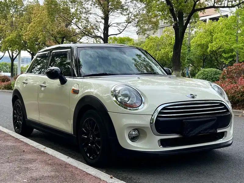 2016 MINI 1.5T COOPER 5-door version — миниатюра 3