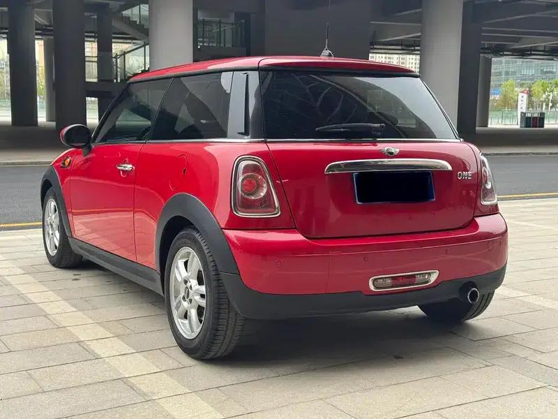 2011 MINI 1.6L ONE — миниатюра 4