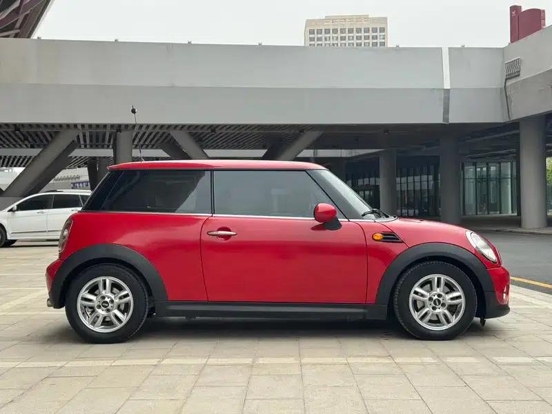 2011 MINI 1.6L ONE — миниатюра 7