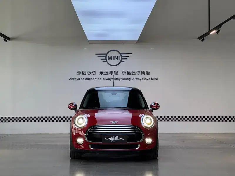 MINI 2019 1.5T COOPER Artist — миниатюра 2