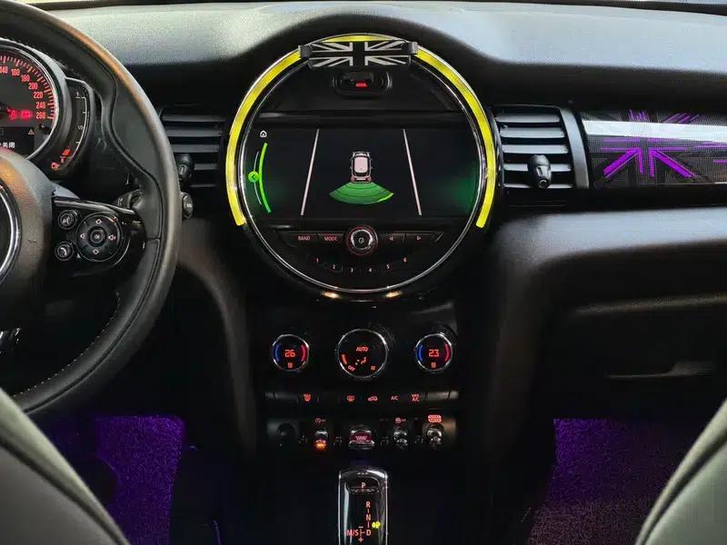 MINI 2019 1.5T COOPER Artist — миниатюра 10